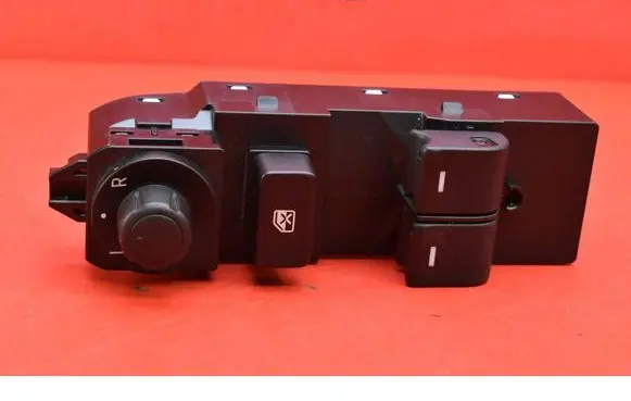 Mazda MX-5 NA Miata Electric window control switch NA1P66350B