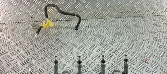 Toyota C-HR I Fuel injectors set 232500T110 0263082403