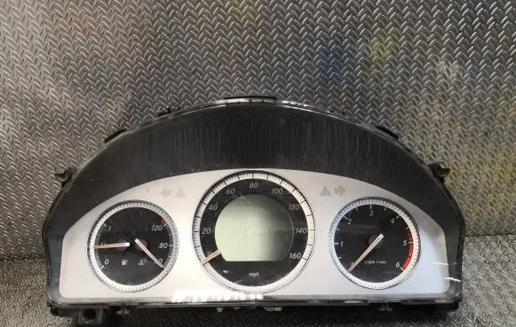 Mercedes-Benz C W204 Speedometer (instrument cluster) 2045406548