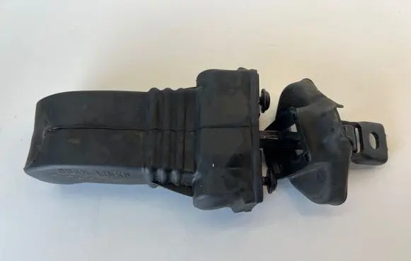 Audi A1 Front door check strap stopper 8X0837267