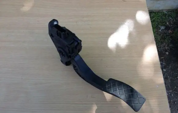 Audi A6 S6 C6 4F Brake pedal bracket assembly audia6c6pedagazu