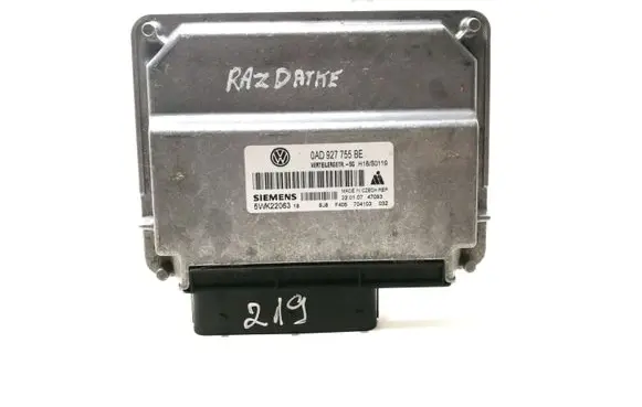 Volkswagen Touareg I Transfer box differential control unit 0AD927755BE H18S0119 5WK22063