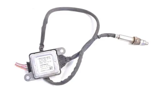 Mercedes-Benz GLE (W166 - C292) Lambda probe sensor A0009052909