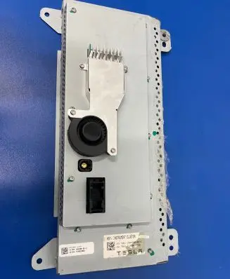 Tesla Model S Speedometer (instrument cluster) 100478800C T13F0012982