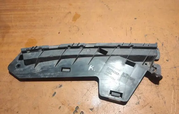 Volvo V70 Front bumper mounting bracket 30796387 BP3EA
