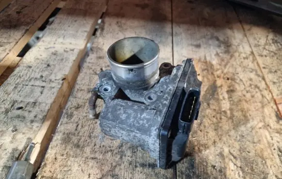 Mazda 6 Throttle valve