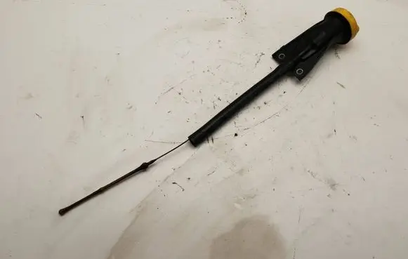 Renault Megane III Oil level dip stick 8200722806 708409