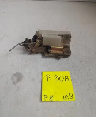 Volkswagen Transporter - Caravelle T4 Front door lock 283429