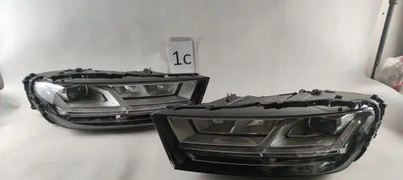 Audi Q7 4M Headlights/headlamps set 