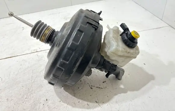 Audi Q7 4L Brake booster 7L8612101T