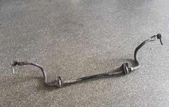 Nissan Leaf I (ZE0) Front anti-roll bar/sway bar