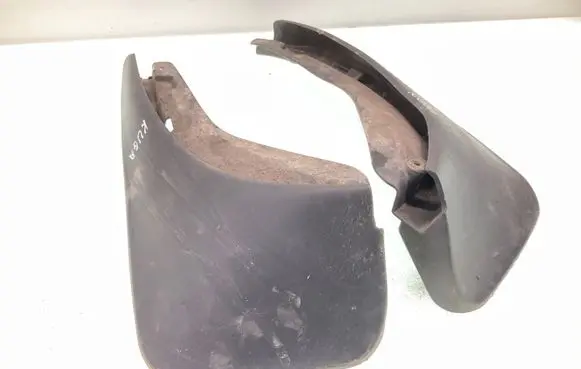 Ford Kuga I Rear mudguard 8V4J28370AC