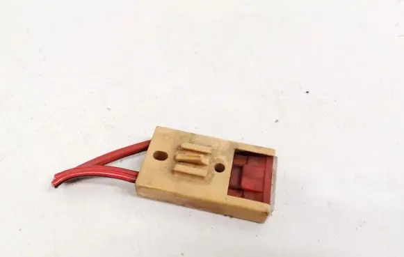 Audi A6 S6 C5 4B Fuse 8A0937530 50A