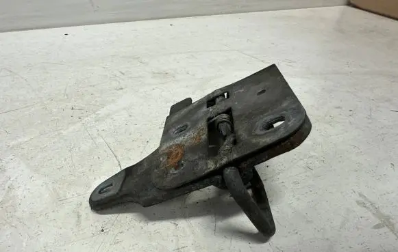 Skoda Octavia Mk3 (5E) Engine bonnet/hood lock/latch loop/hook 5E0823186C 1715 X54A