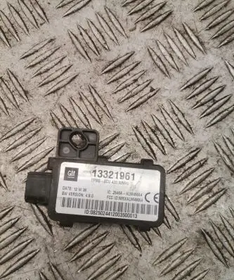Opel Insignia A Tire pressure control unit 13321961