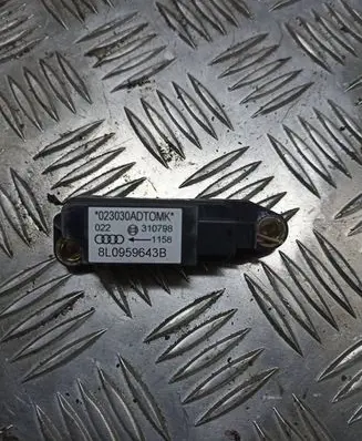 Audi A3 S3 8L Airbag deployment crash/impact sensor 8L0959643B 310798 023030ADT