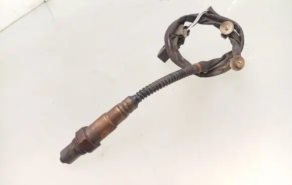 Audi A8 S8 D3 4E Lambda probe sensor 077906265AE