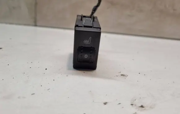 Ford Focus C-MAX Seat heating switch 3M5T19K314AC 77W17