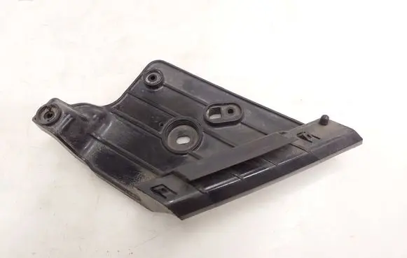 Nissan Qashqai Headlight/headlamp mounting bracket 