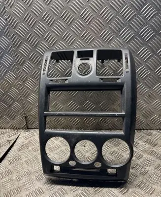 Hyundai Getz Dash center air vent grill 847401C550