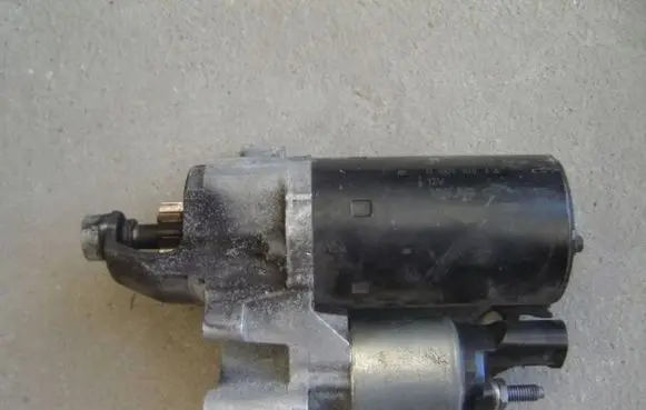 Audi A5 8T 8F Starter motor 079911021B