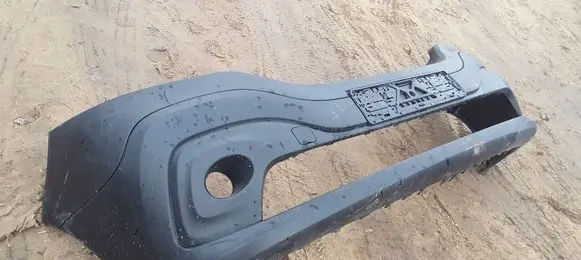 Opel Vivaro Front bumper 620228433R
