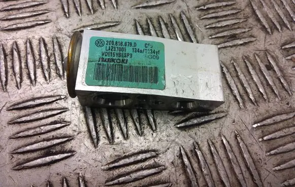 Seat Arona Air conditioning (A/C) expansion valve 2q0816679d