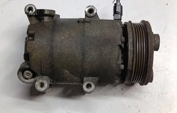 Volvo C30 Air conditioning (A/C) compressor (pump) 6M5H-19D629-AD