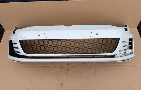 Volkswagen Golf VII Front bumper 5G0807221L 17090