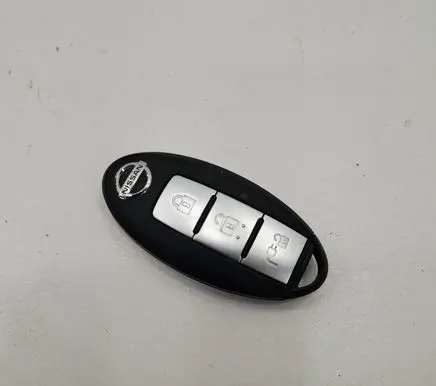 Nissan Leaf II (ZE1) Ignition key/card 