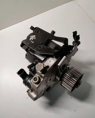 Audi A8 S8 D3 4E Fuel injection high pressure pump 057130755G 0445010082 2001296