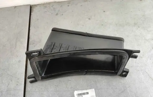 Tesla Model S Air intake duct part 104621189G