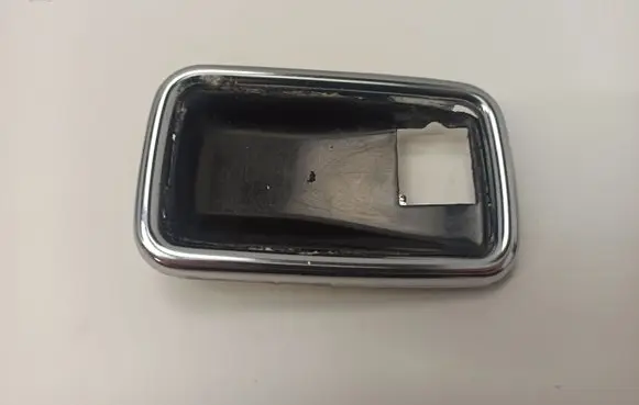 Mercedes-Benz 250 280 C CE W114 Front door handle cover 1087660511