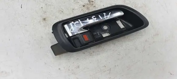 Toyota Corolla Verso E121 Front door interior handle NOCODE