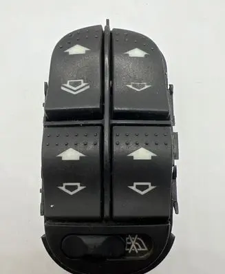 Ford Focus Electric window control switch 031622037
