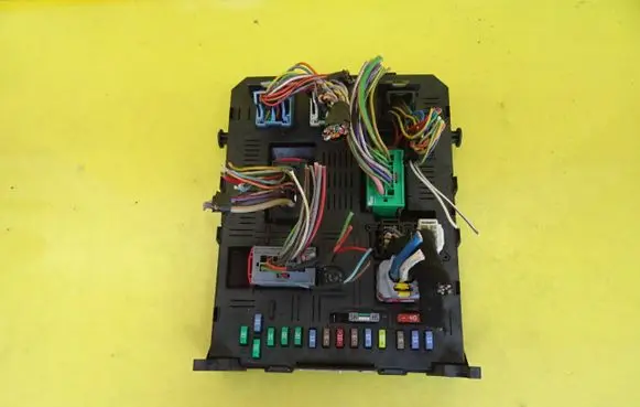 Citroen C5 BSM Control unit 9660105980