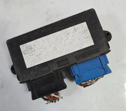 Renault Laguna I Comfort/convenience module 73847257c