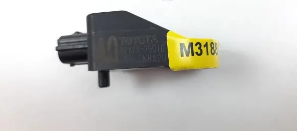 Toyota Prius+ (ZVW40) Airbag deployment crash/impact sensor 8917375010 M3188