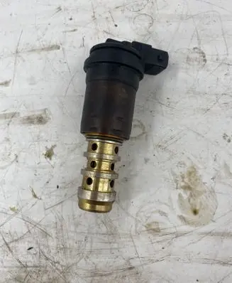 BMW 3 E46 Camshaft vanos timing valve 170732310
