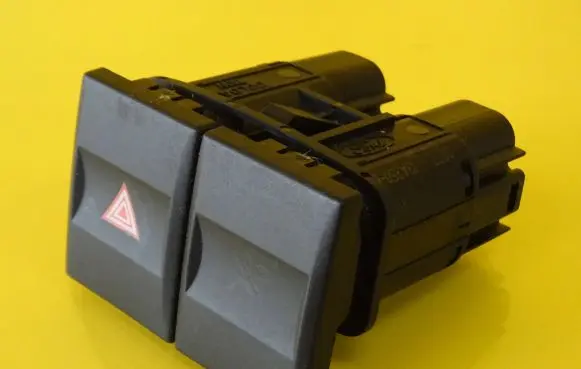 Ford Mondeo Mk III Hazard light switch 2S7T-13A350-BA 2S7T13A350BA