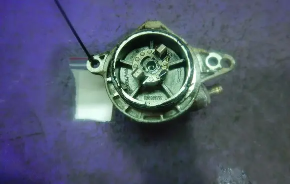 Vacuum pump