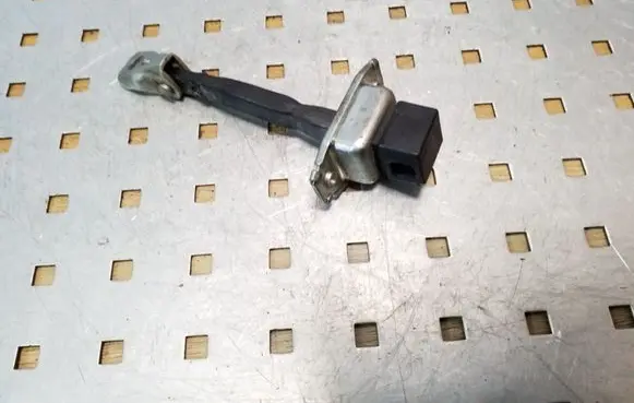 Mitsubishi ASX Rear door check strap stopper