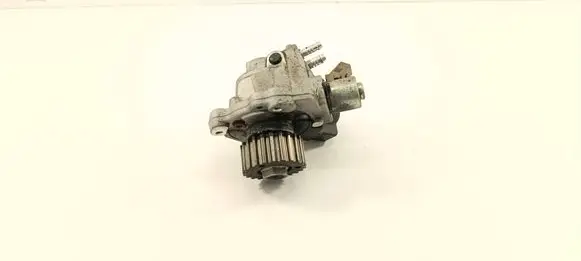 Skoda Octavia Mk3 (5E) Fuel injection high pressure pump 04B130755K