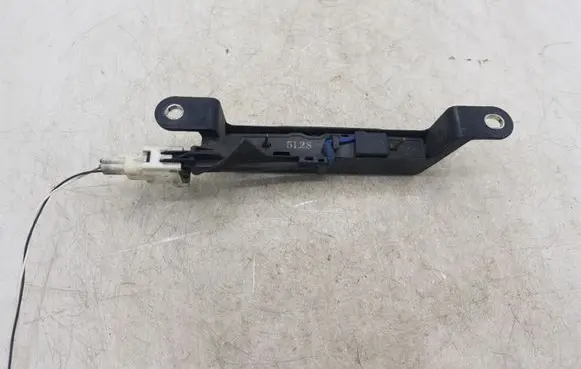 Lexus IS 220D-250-350 Other devices 6999741010