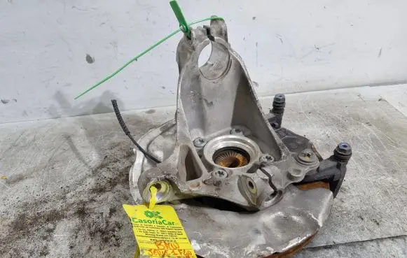 BMW X1 F48 F49 Front wheel hub spindle knuckle 6876645