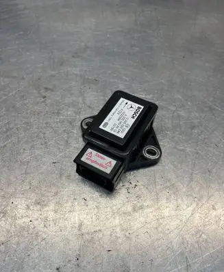 Mercedes-Benz S W220 ESP acceleration yaw rate sensor A0025426618 0265005246