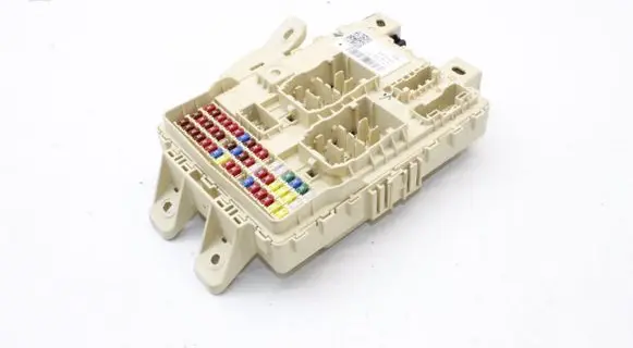 KIA Sportage Fuse module 91950CJ190