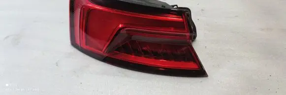 Rear/tail lights