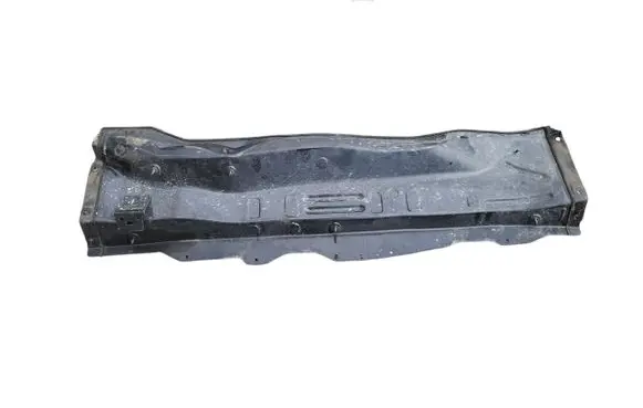 Nissan Leaf I (ZE0) Wiper trim