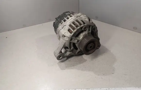 Audi A4 S4 B5 8D Generator/alternator 058903016 0123310022